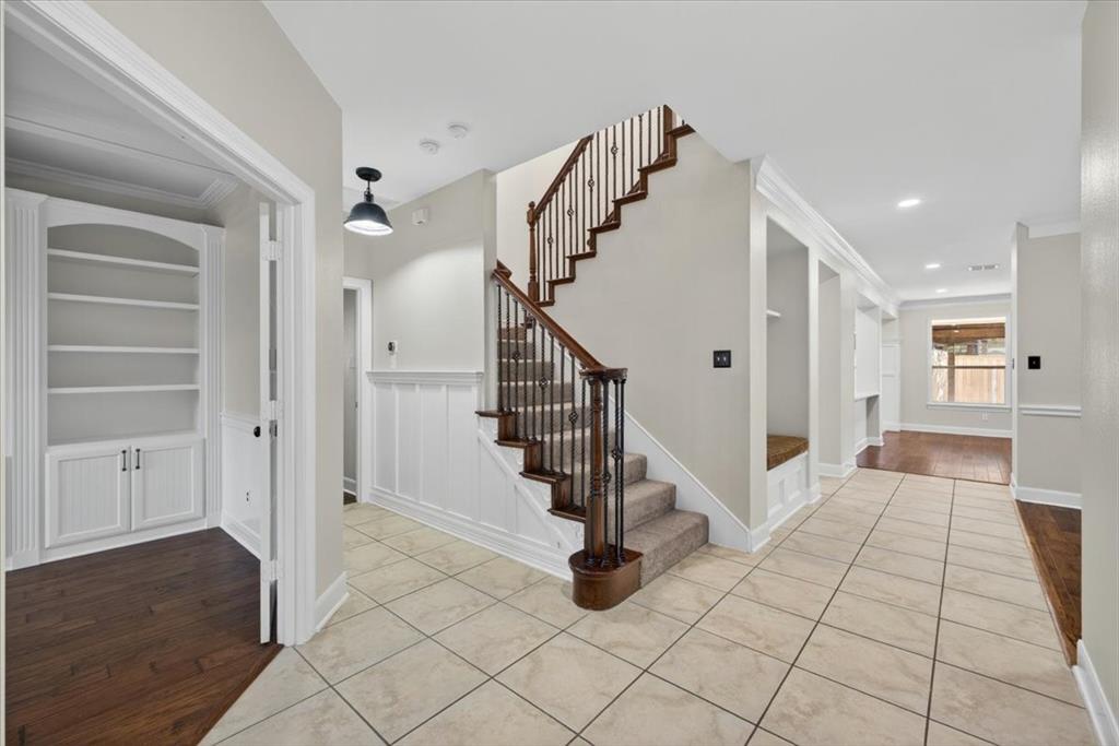 14668 Blakehill Drive