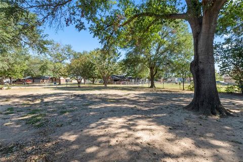 A home in Gun Barrel City