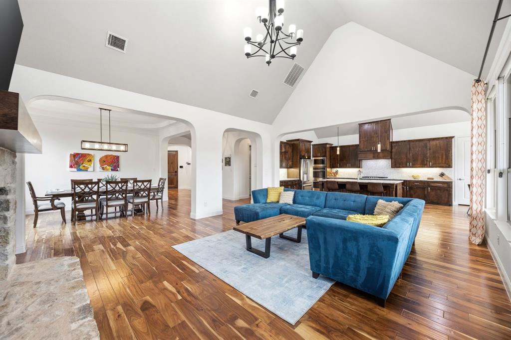 1642 Jeffrey Drive