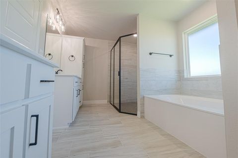 Tiny photo for 1321 Red Rock Road, Hewitt, TX 76643 (MLS # 21082940)