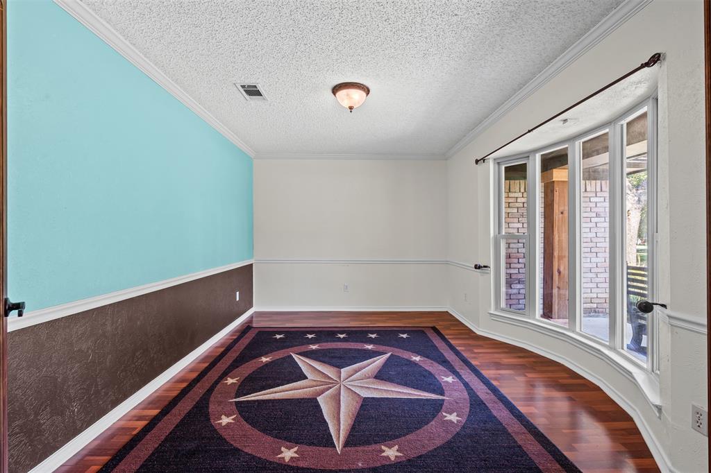2312 Garden Lane