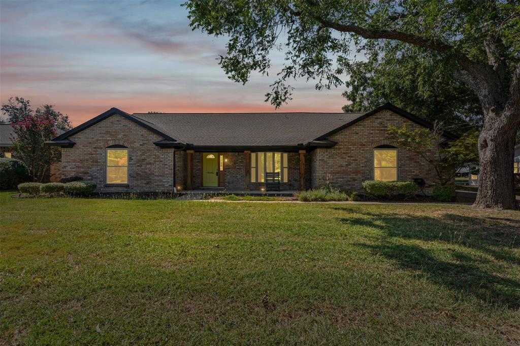 2312 Garden Lane
