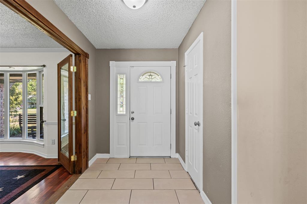 2312 Garden Lane