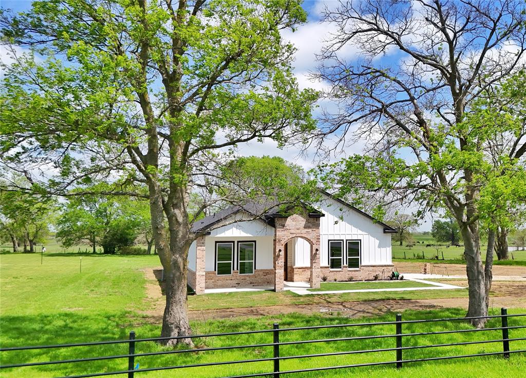 8808 US HWY 69
