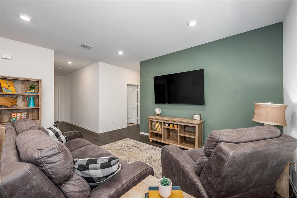 Magnolia Ph 4 - Residential