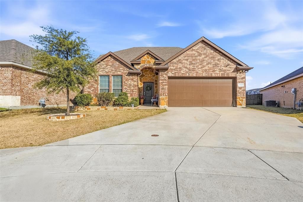 Photo of 949 Philadelphia Street, Fate, TX 75189 (MLS # 21156284)