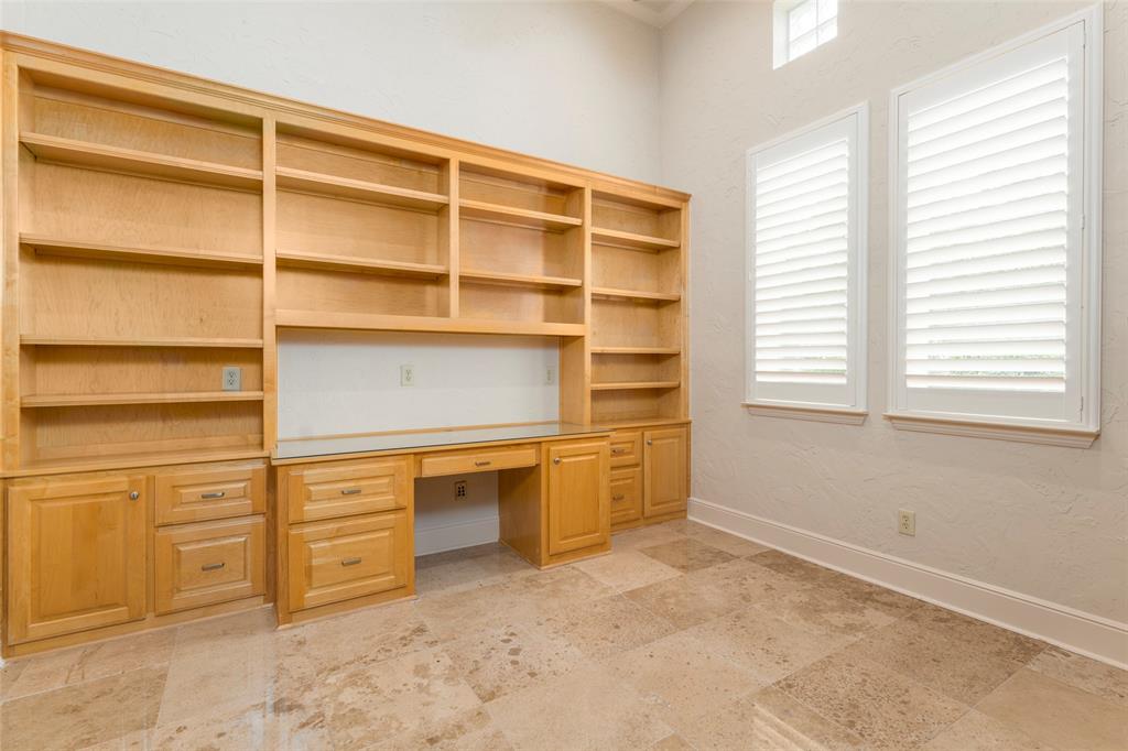 3710 Dustin Trail
