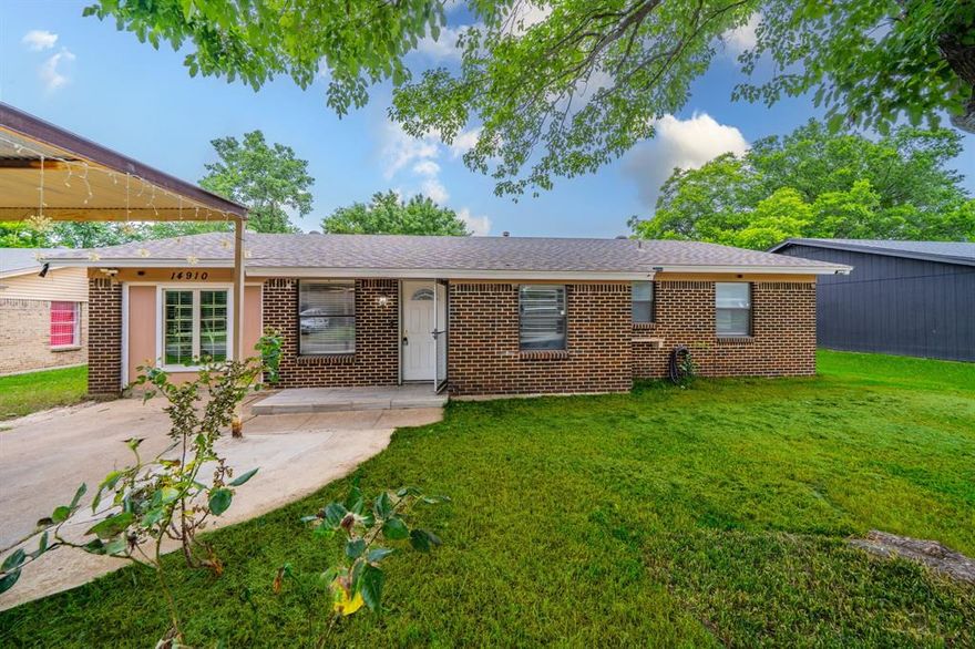 Investor special or perfect opportunity for a handy buyer looking for a discounted property with strong upside potential. Comparable sales suggest an estimated market value of $223K–$245K (Redwood & Sapling Dr). This 3-bedroom home sits on a spacious lot with a huge backyard and a large storage shed. Property is priced with needed repairs in mind and will require a water heater, AC, and drywall repairs throughout. Great opportunity to renovate, add value, and build equity. Estimated rental comp $1850 Buyer to verify all information, condition, repairs, and value estimates. Property must be viewed in person prior to submitting an offer.