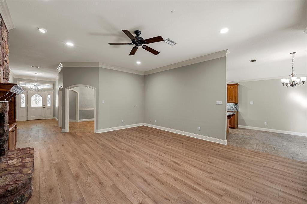 108 Landsborough Drive