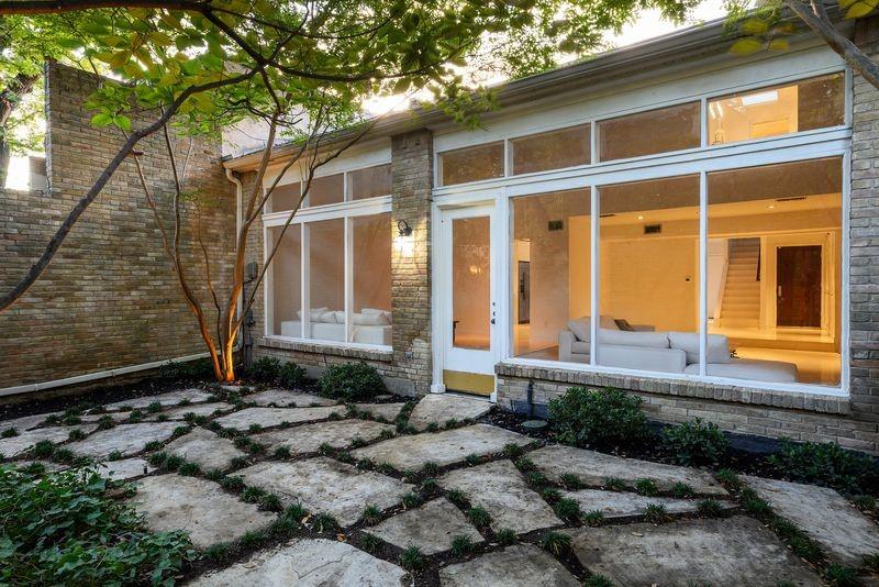 4650 Christopher Place