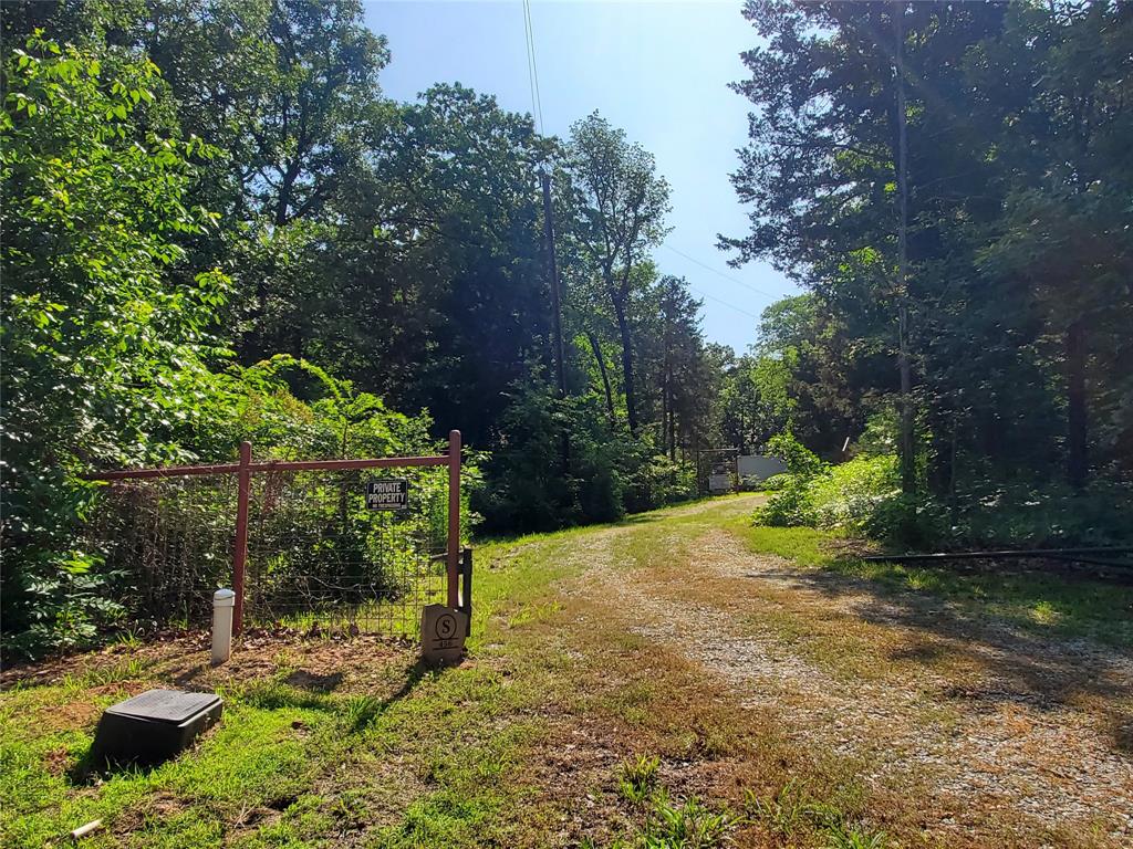 Minor L Helm Addn, Lot 5, Acres 4.635 - Residential