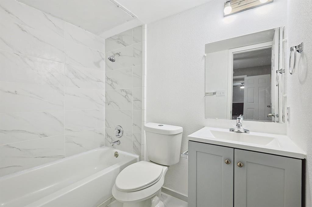 Richland Trace Condos - Residential