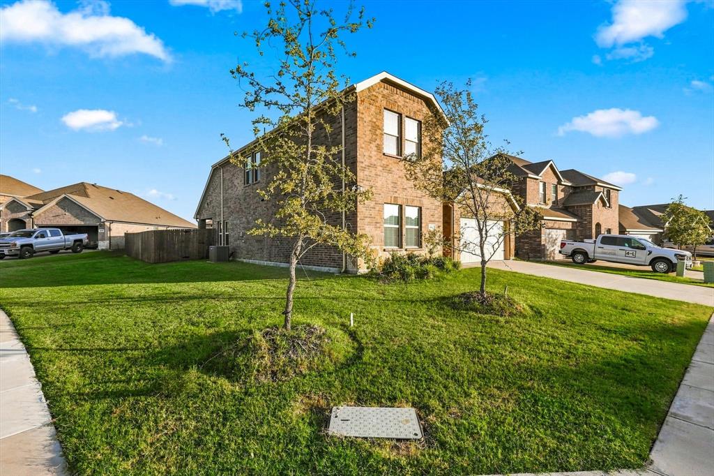 901 Loganberry Drive
