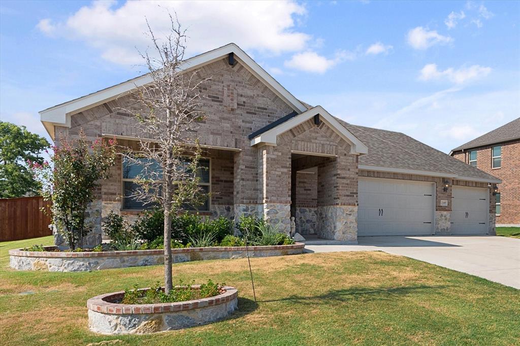 2109 Draco Drive