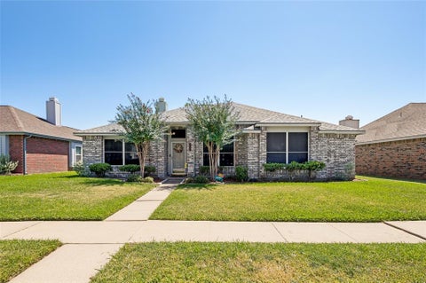 Photo of 4149 Fryer Street, The Colony, TX 75056 (MLS # 21395810)