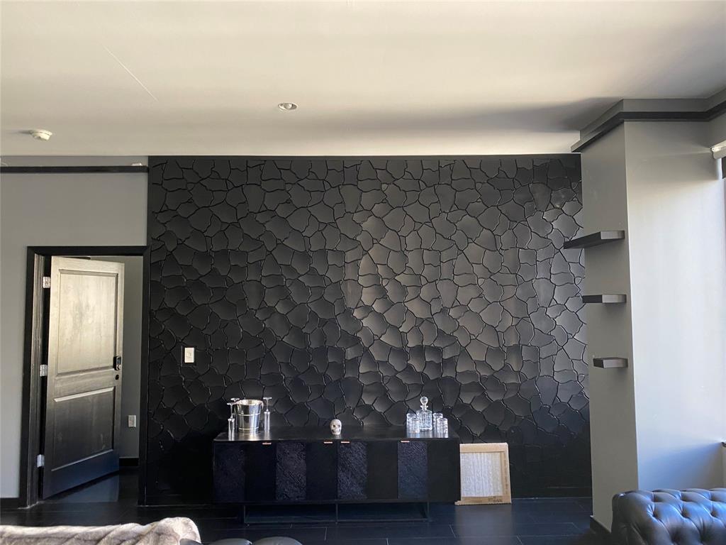 Metropolitan 1200 Main Street - Residential Lease