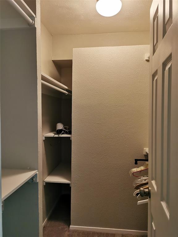 River Oaks Condos - Residential Lease