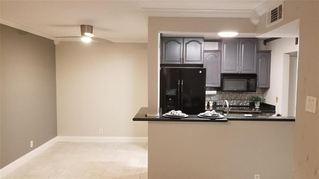 River Oaks Condos - Residential Lease