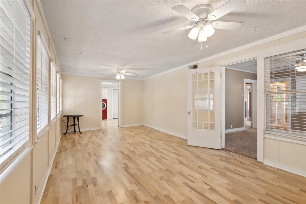 Weatherford, Texas 76086, United States, 2 Bedrooms Bedrooms, ,1 BathroomBathrooms,Residential,Active,31472