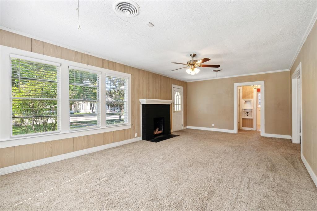 Weatherford, Texas 76086, United States, 2 Bedrooms Bedrooms, ,1 BathroomBathrooms,Residential,Active,31472