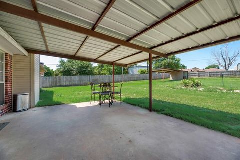 A home in Azle