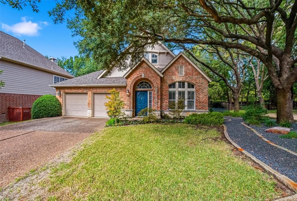 Photo for 7909 Enclave Way, Dallas, TX 75218 (MLS # 21100263)