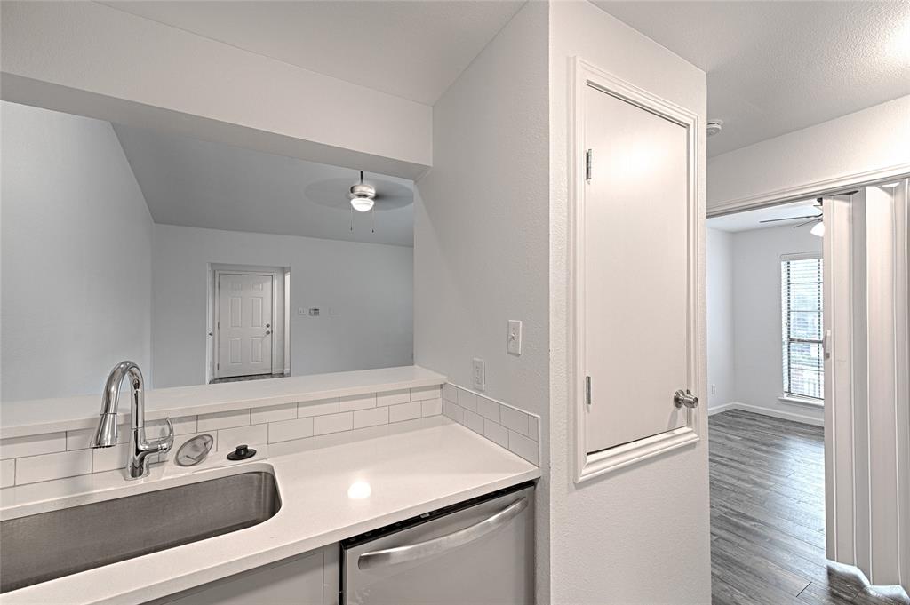 Parkwood Creek Condos - Residential