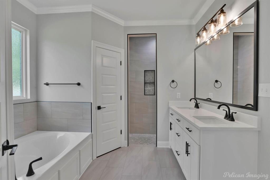 SUMMERWOOD - Residential