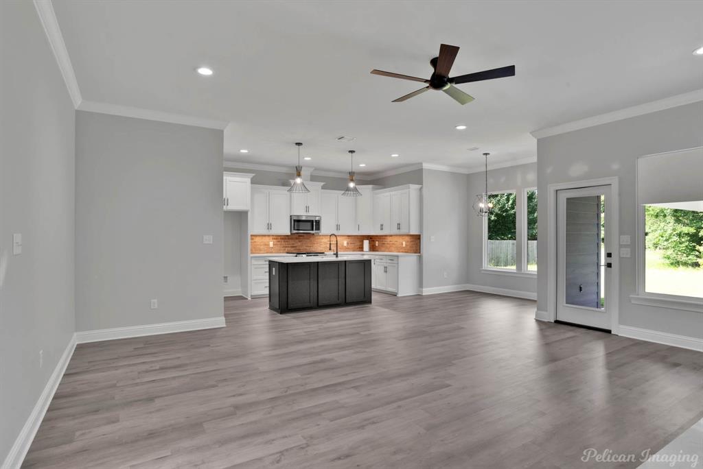 SUMMERWOOD - Residential