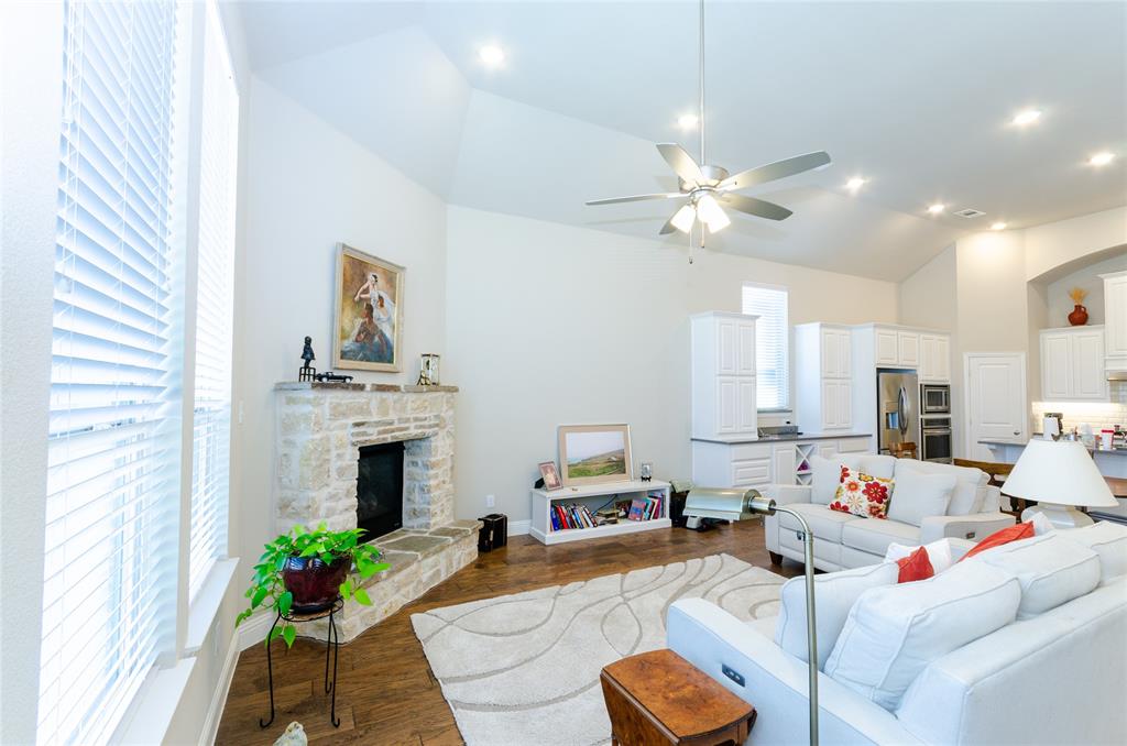 3205 Hickory Bend Trail