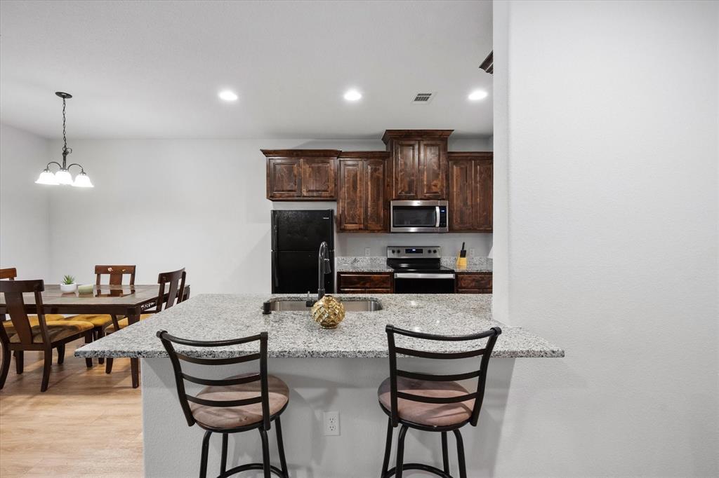 Golden Oaks Sub - Residential