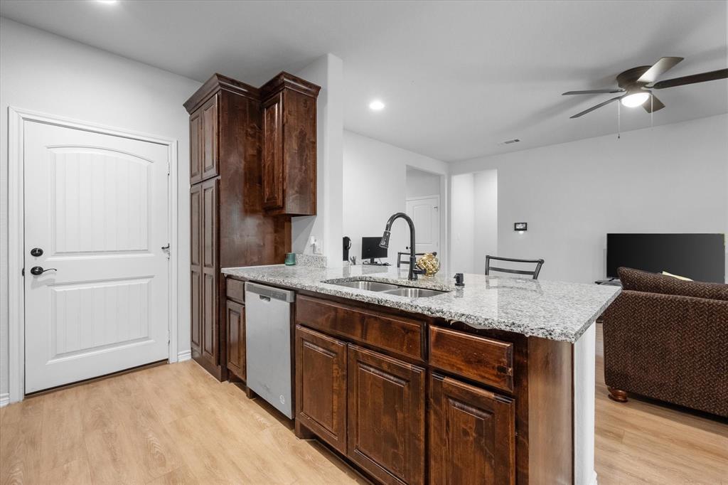 Golden Oaks Sub - Residential