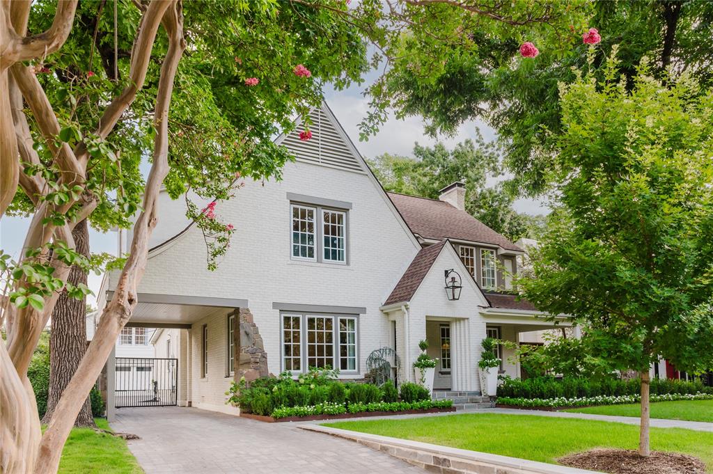 7009 Lakeshore Drive
