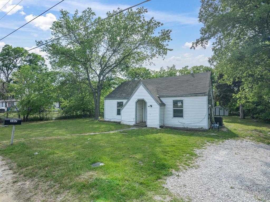 107 N Stadium Drive