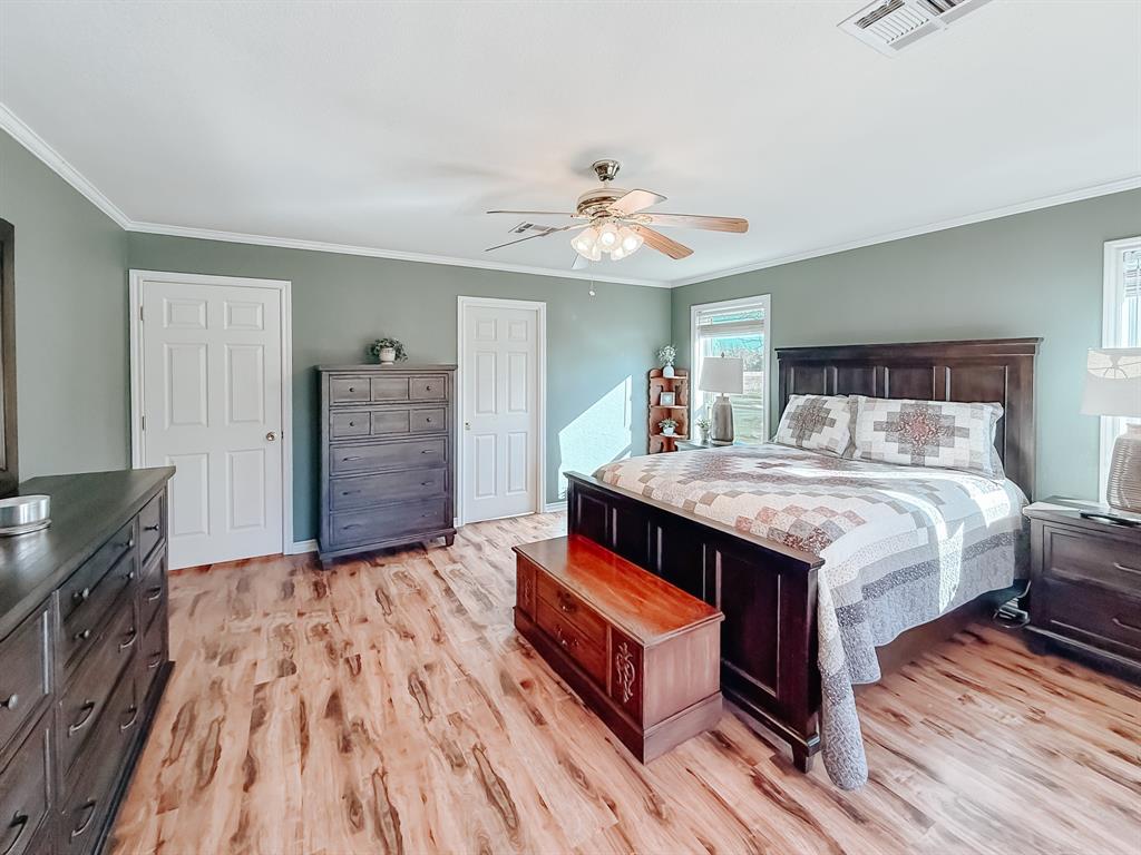 E CLEMENTS A-142 - Residential