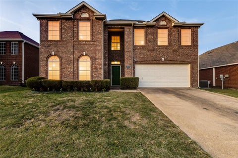 Photo of 4215 Maidstone Drive, Garland, TX 75043 (MLS # 21391146)
