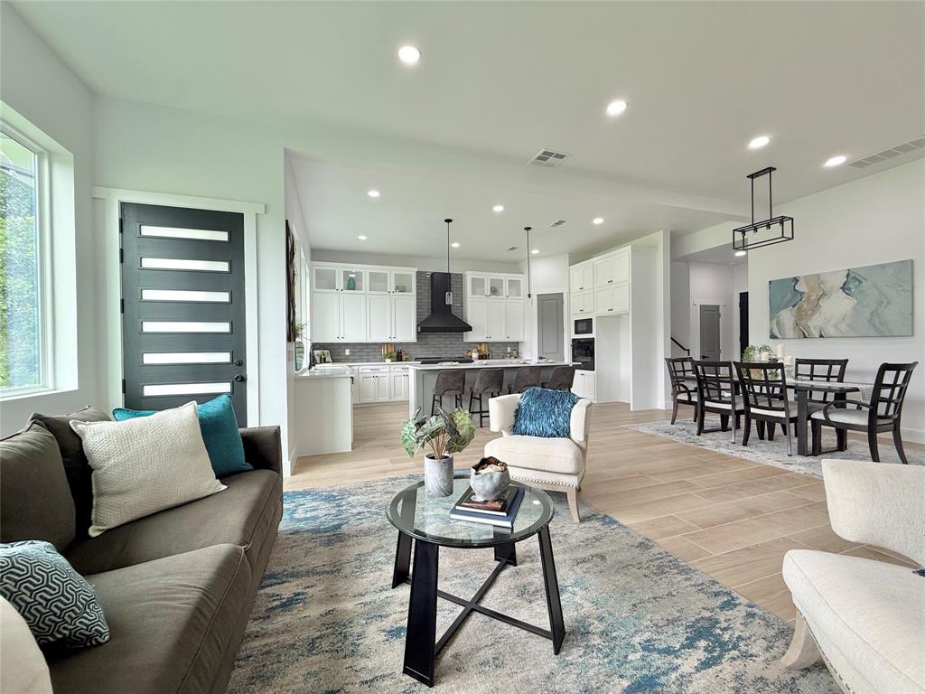 210 Silverleaf Drive