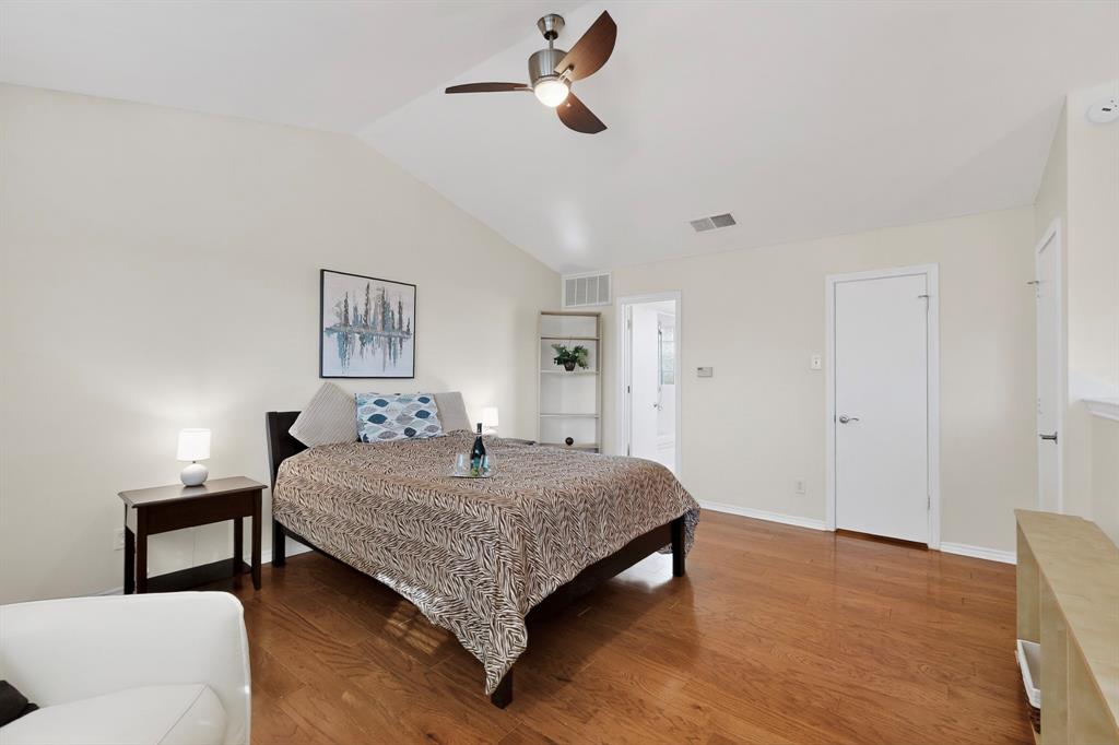 Preston On Creek Condos - Residential