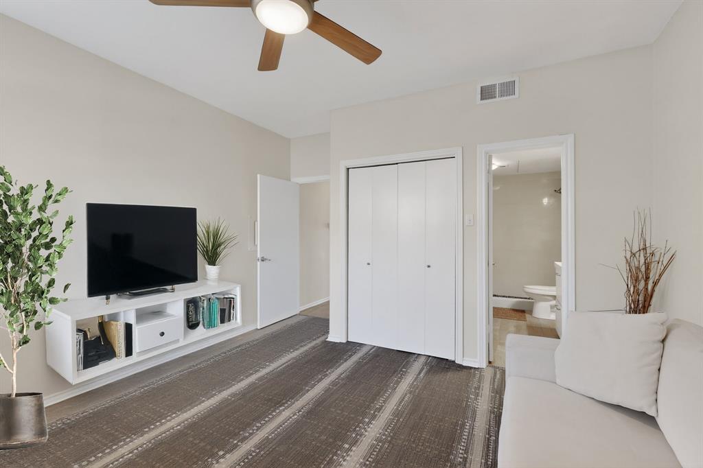 Preston On Creek Condos - Residential