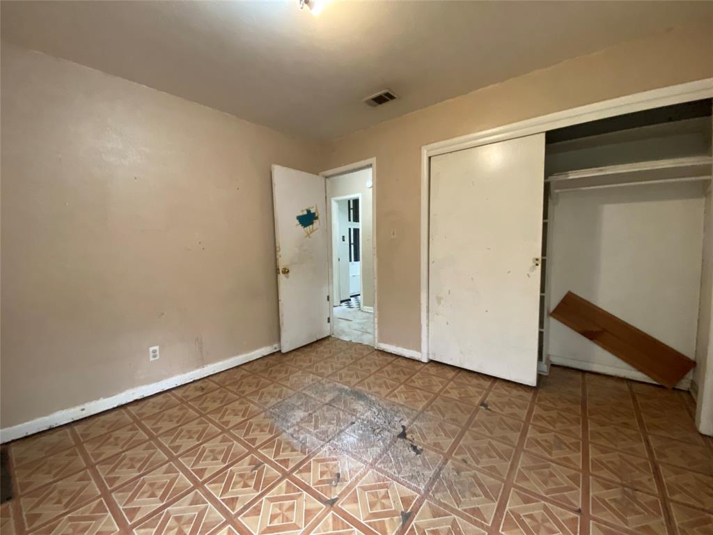 Valwood Park 03 - Residential