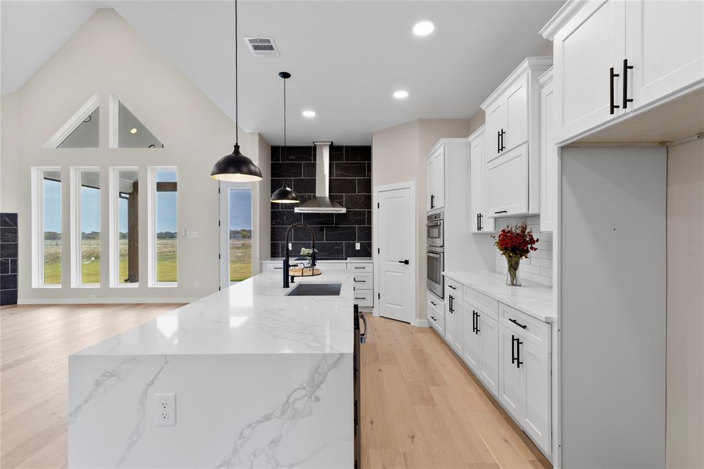 DIXIE ESTATES - Residential