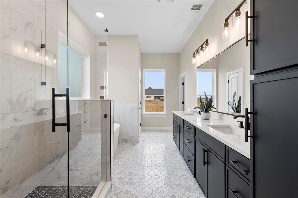 DIXIE ESTATES - Residential