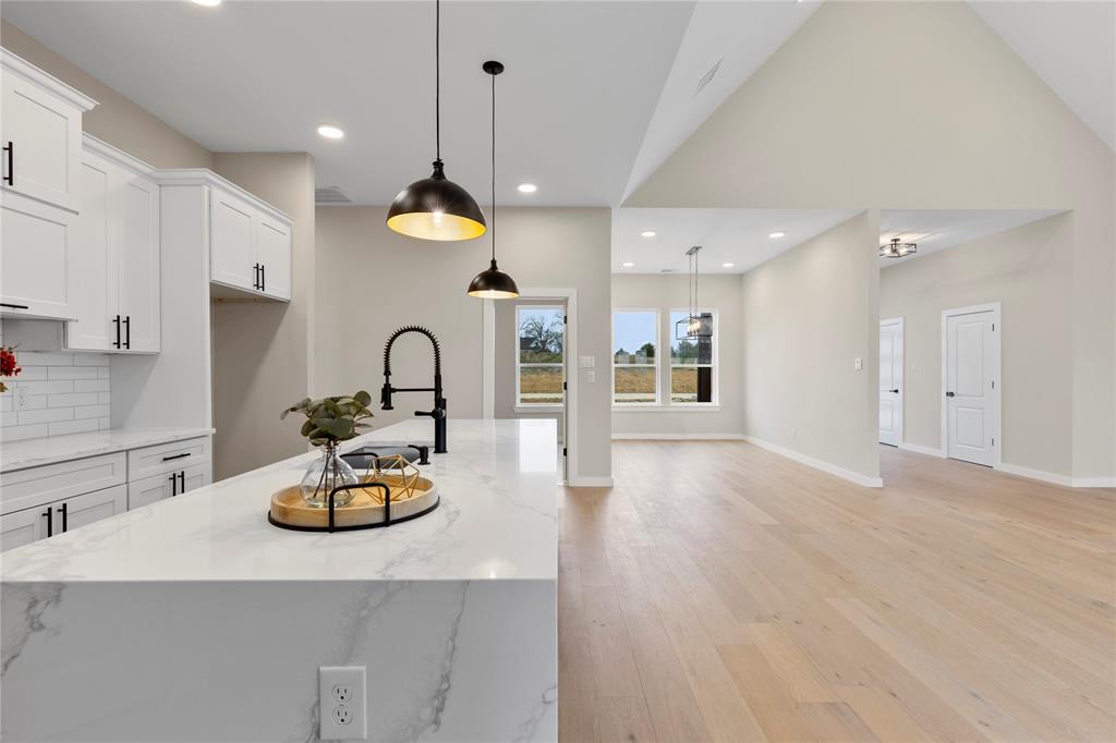 DIXIE ESTATES - Residential