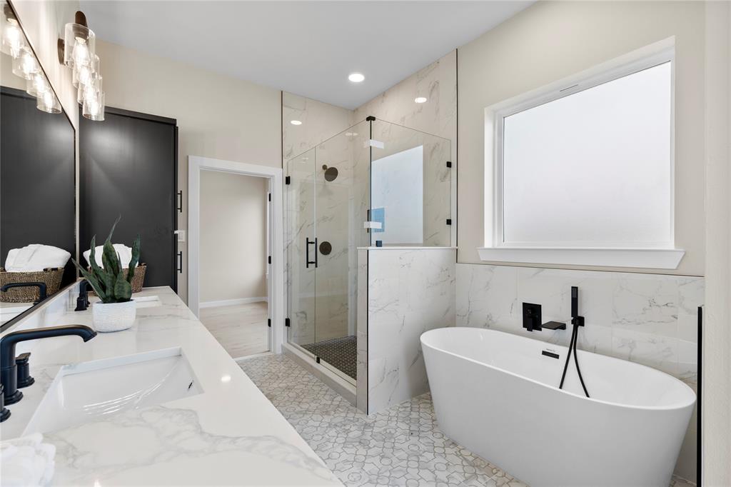 DIXIE ESTATES - Residential