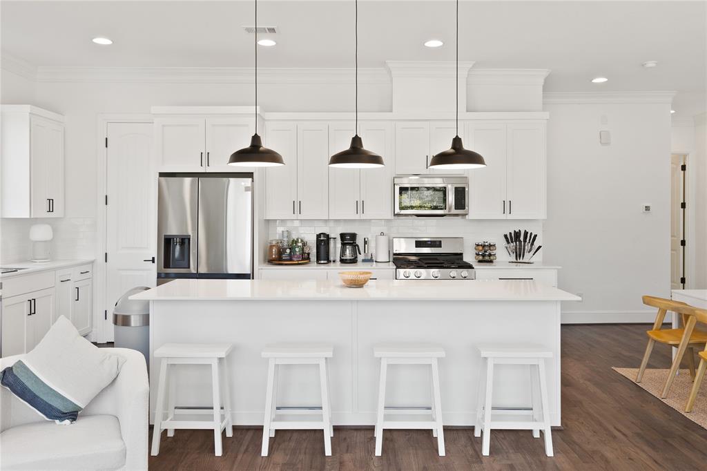 Alcott Fitzhugh Heights - Residential