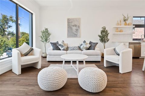 5014 Mission Avenue A Dallas TX 75206