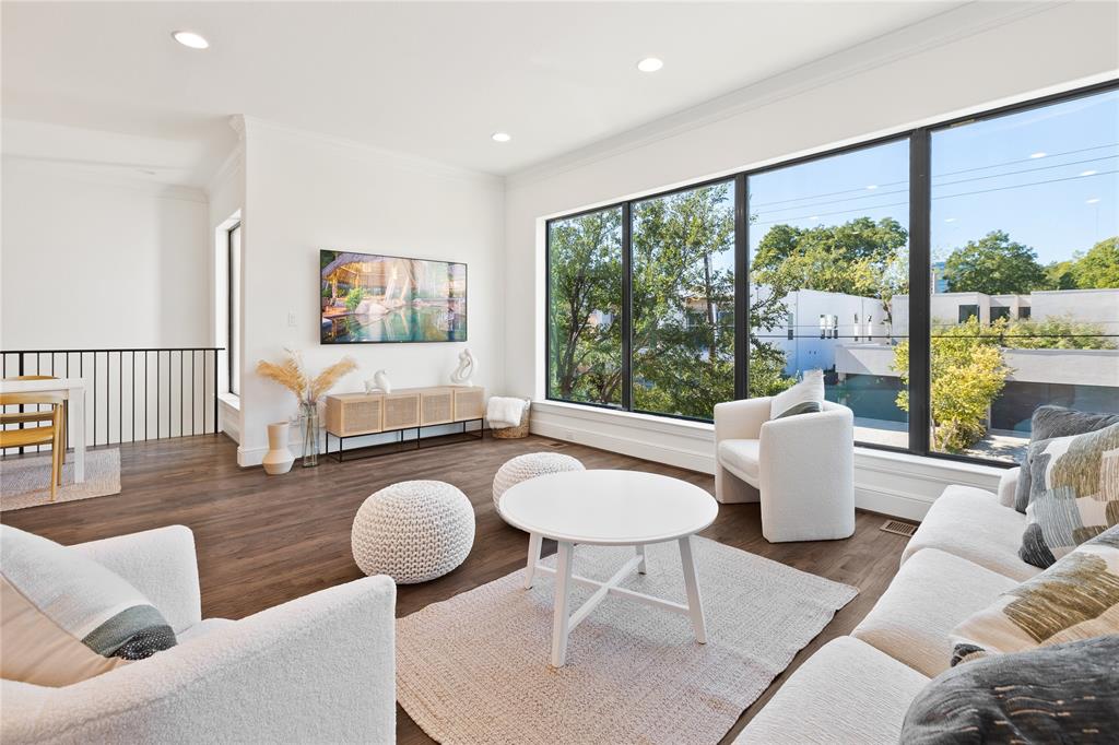 Alcott Fitzhugh Heights - Residential