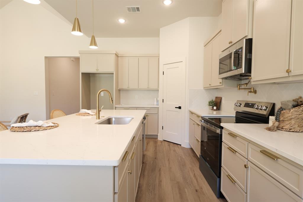 Polytechnic Heights Add - Residential