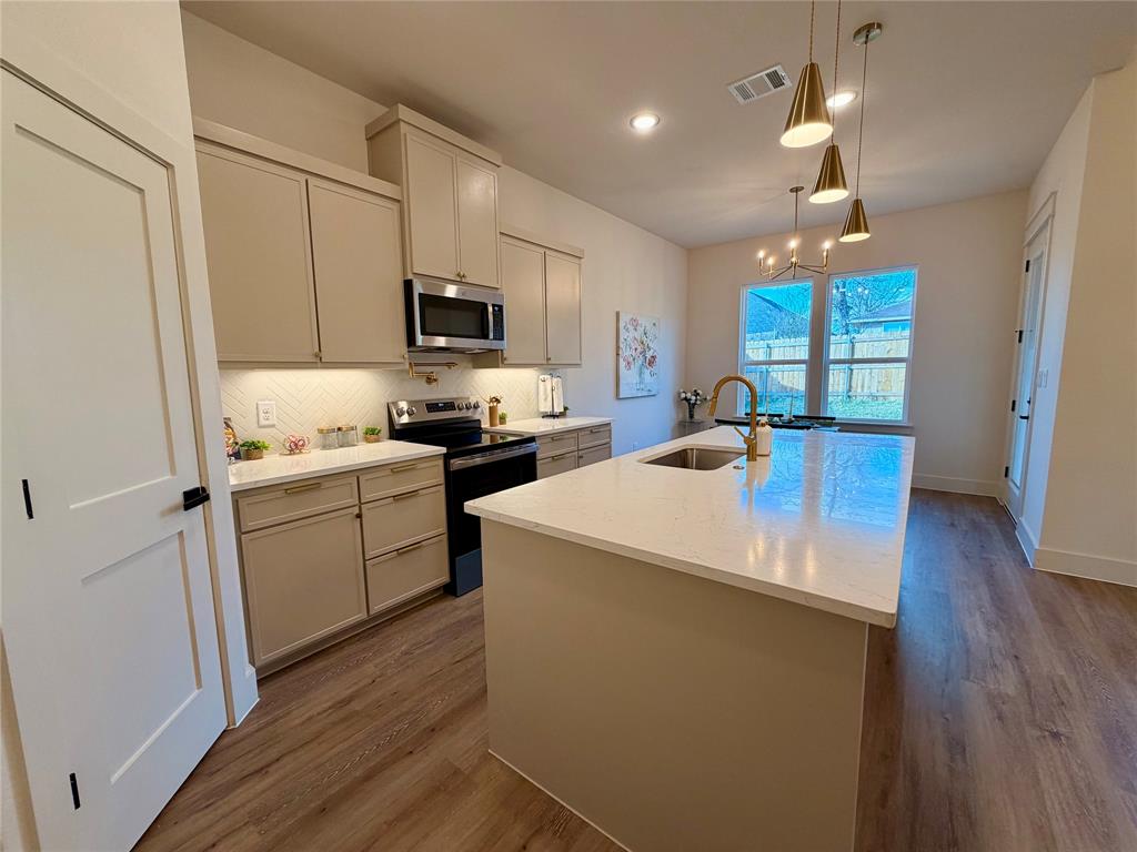 Polytechnic Heights Add - Residential