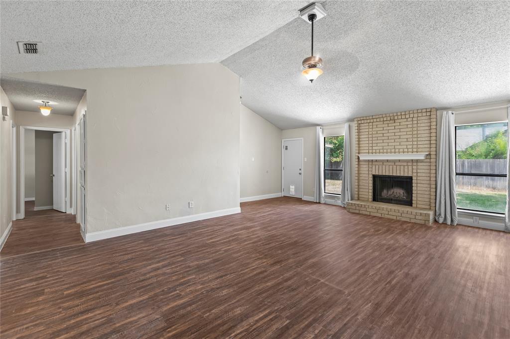 6211 Minuteman Lane